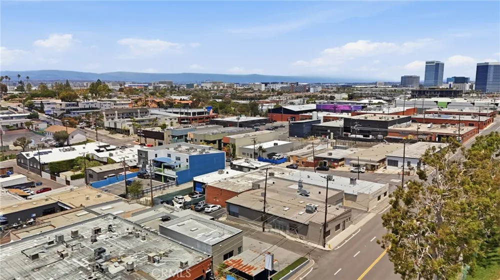 717 E El Segundo El Segundo, CA 90245