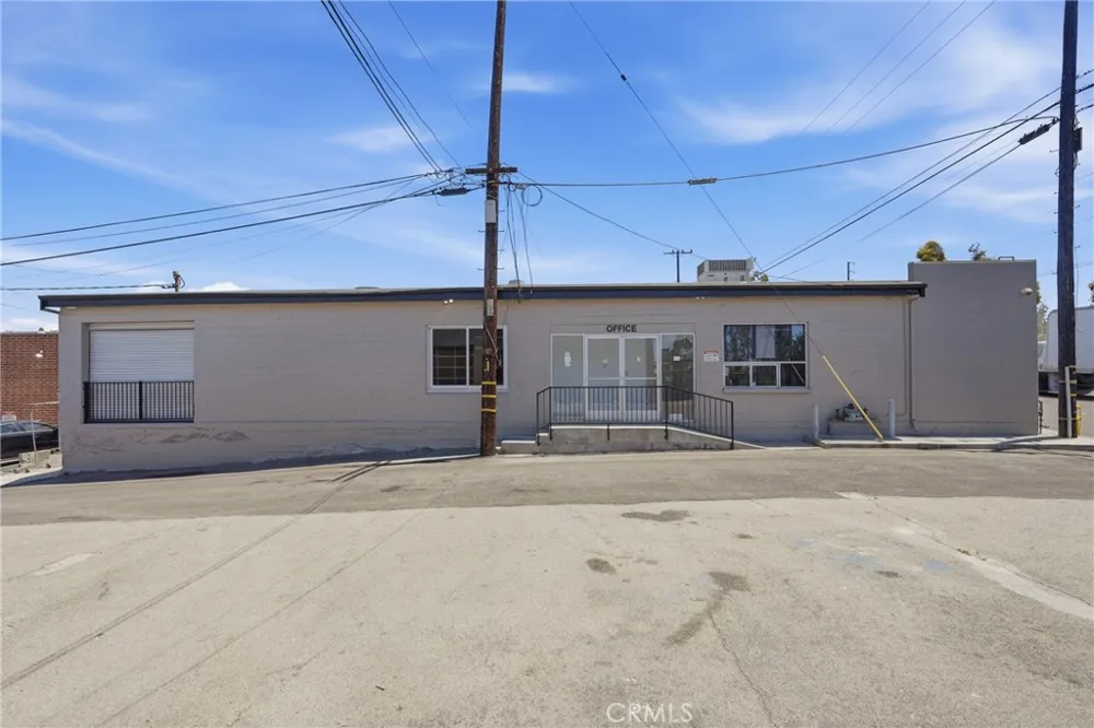 717 E El Segundo El Segundo, CA 90245
