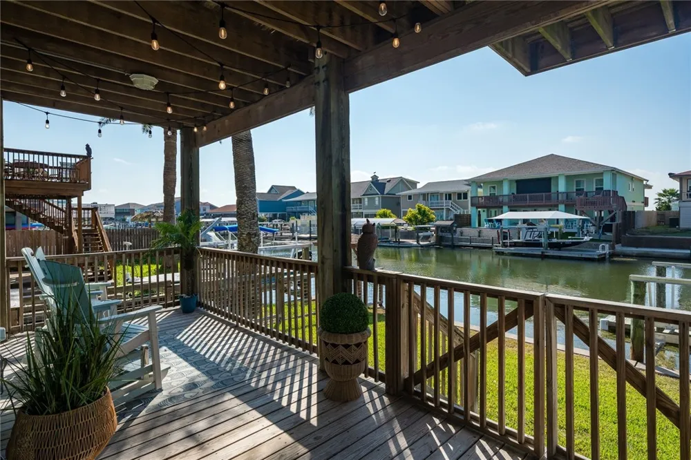 181 Port Saint Claire City By The Sea, TX 78336