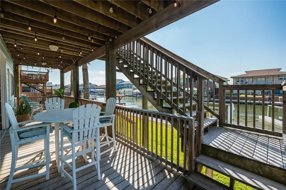 181 Port Saint Claire City By The Sea, TX 78336