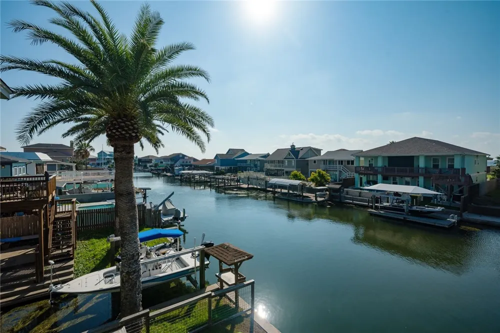 181 Port Saint Claire City By The Sea, TX 78336