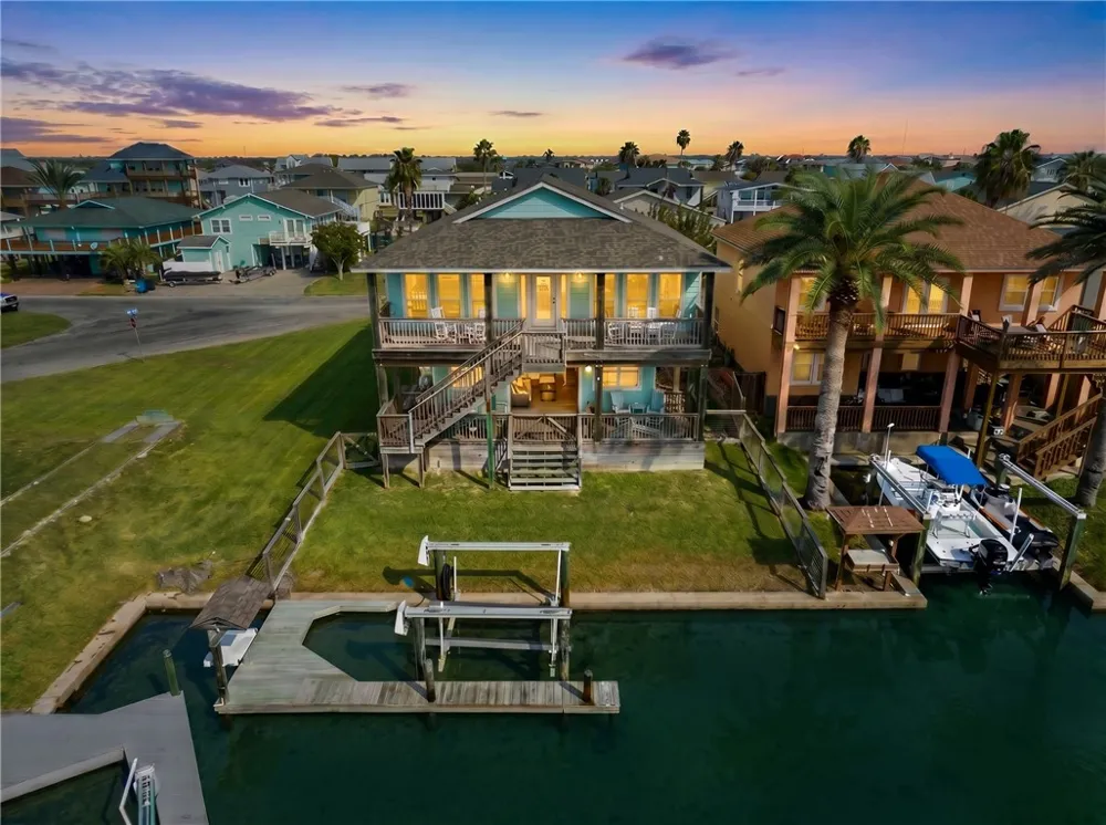 181 Port Saint Claire City By The Sea, TX 78336