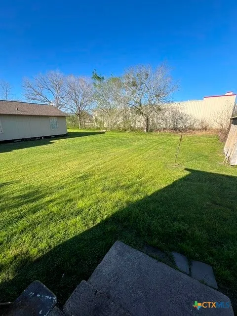 436 Illinois Street Bloomington, TX 77951