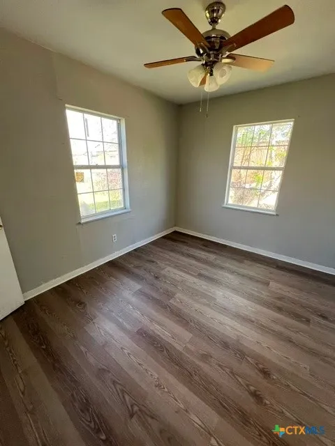 436 Illinois Street Bloomington, TX 77951
