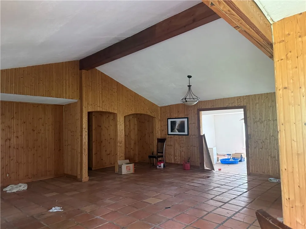 170 Navaho Sandia, TX 78383