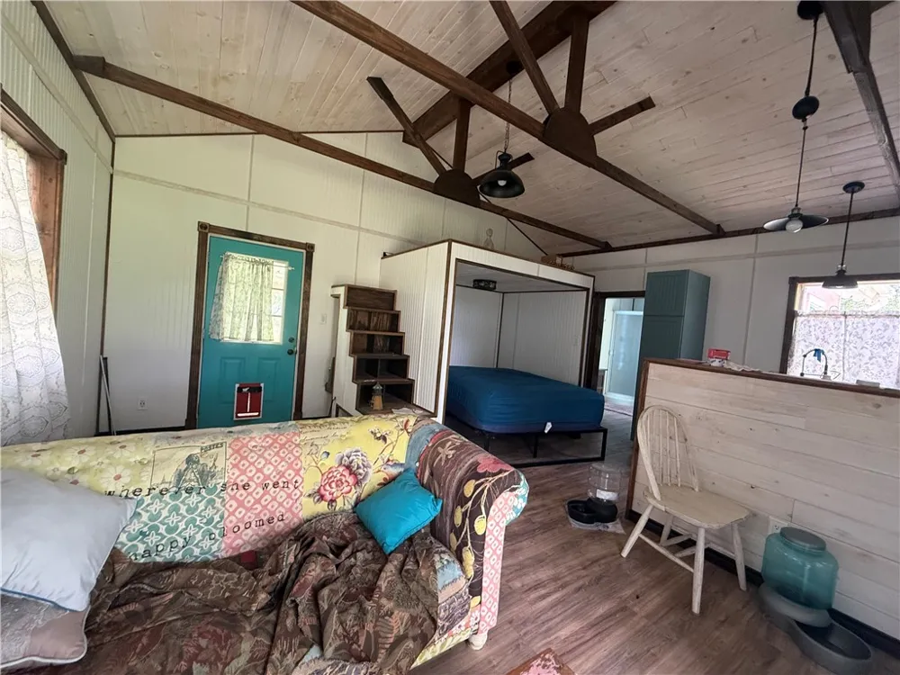 170 Navaho Sandia, TX 78383