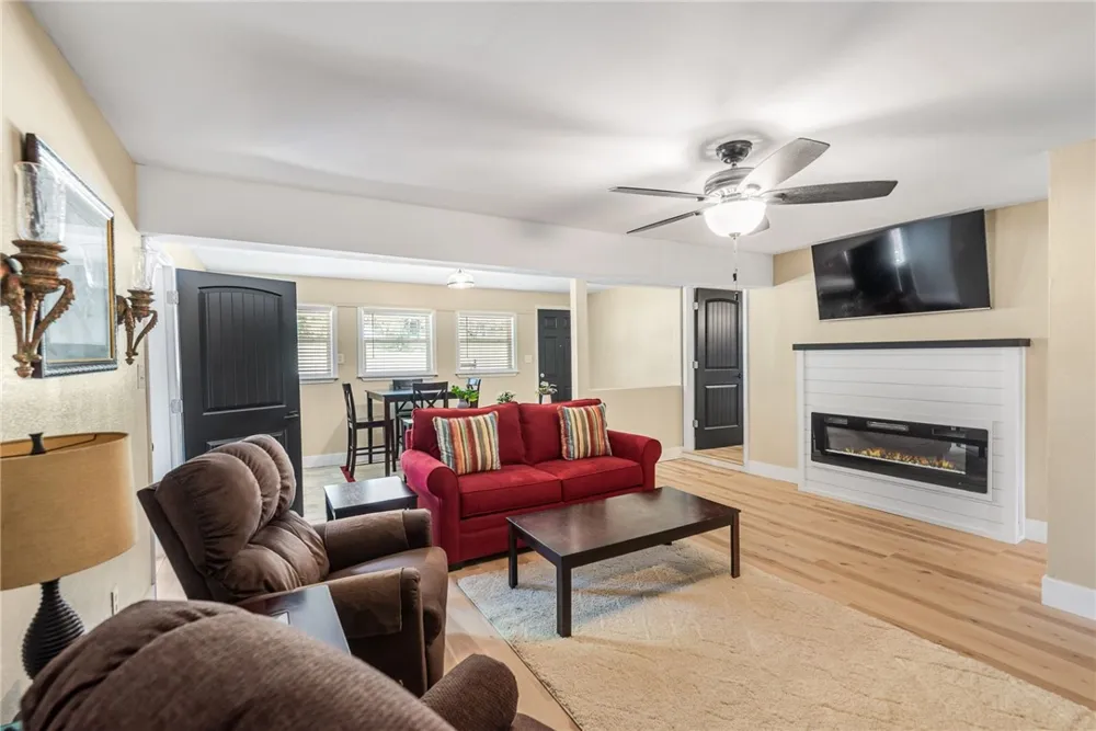 414 Sandpiper Ingleside on the Bay, TX 78362