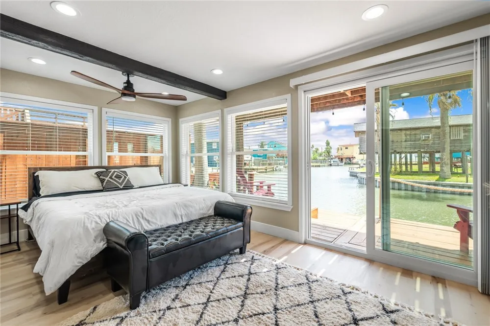 414 Sandpiper Ingleside on the Bay, TX 78362