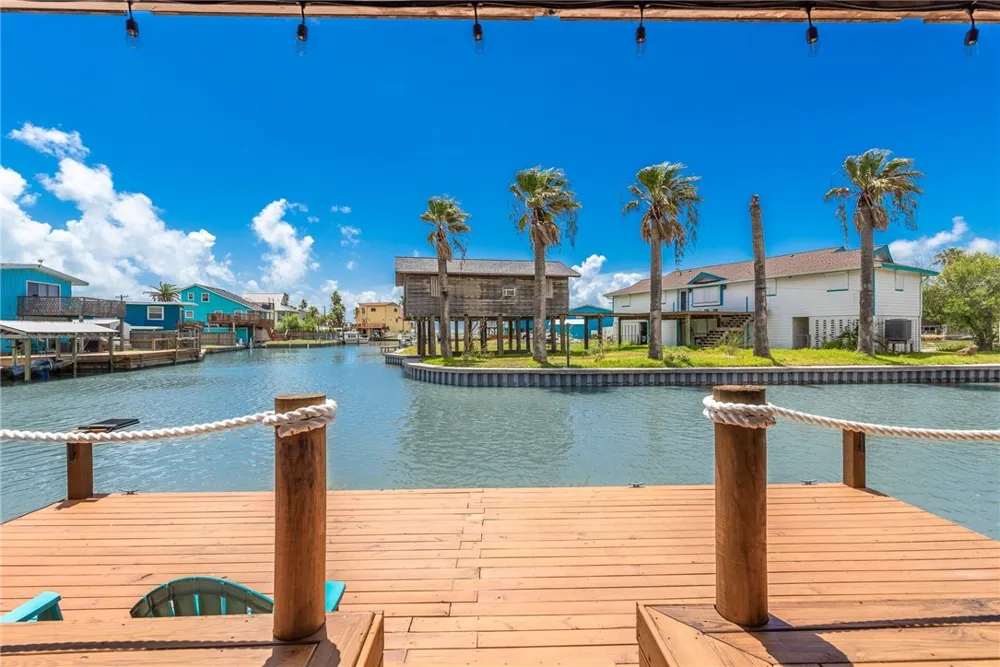 414 Sandpiper Ingleside on the Bay, TX 78362