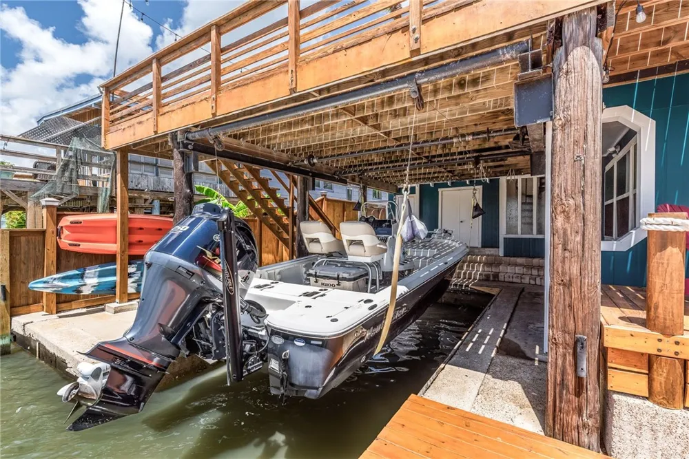414 Sandpiper Ingleside on the Bay, TX 78362