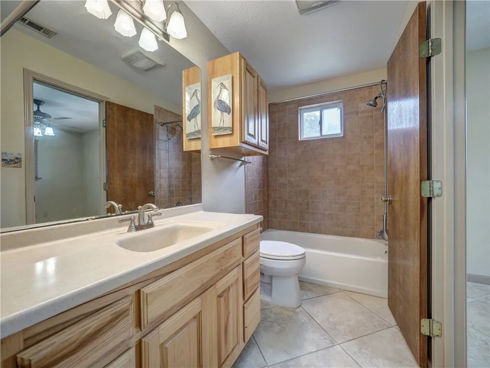 855 Jacoby Lane Aransas Pass, TX 78336