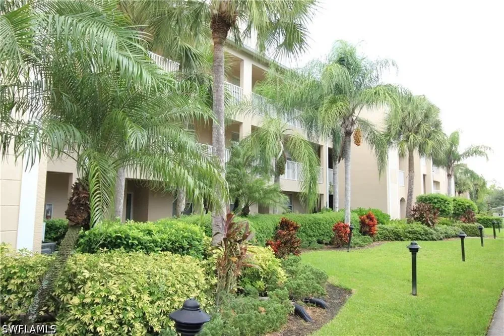 Cypress Trace Circle #3134 Naples, FL 34119