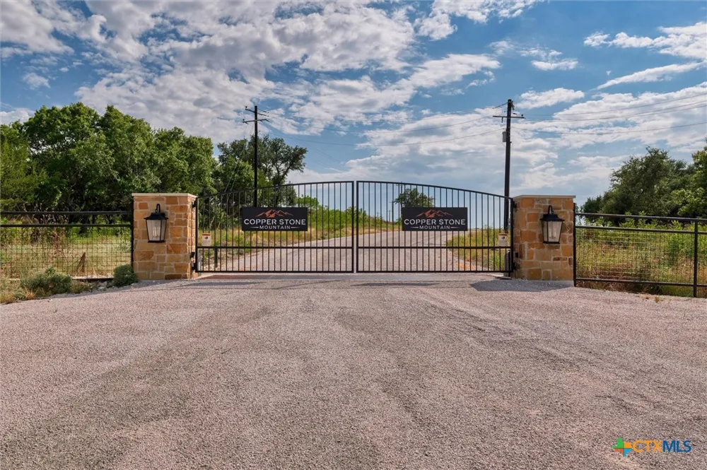 29 County Road 511 Hamilton, TX 76531