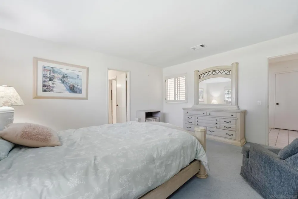 3902 Vista Campana #9 Oceanside, CA 92057
