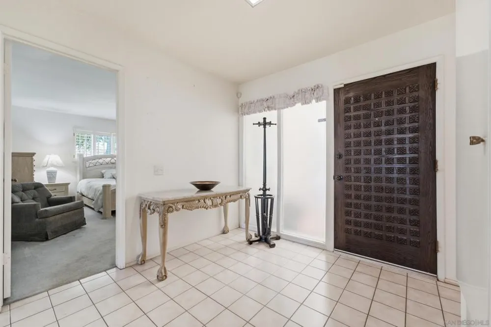 3902 Vista Campana #9 Oceanside, CA 92057