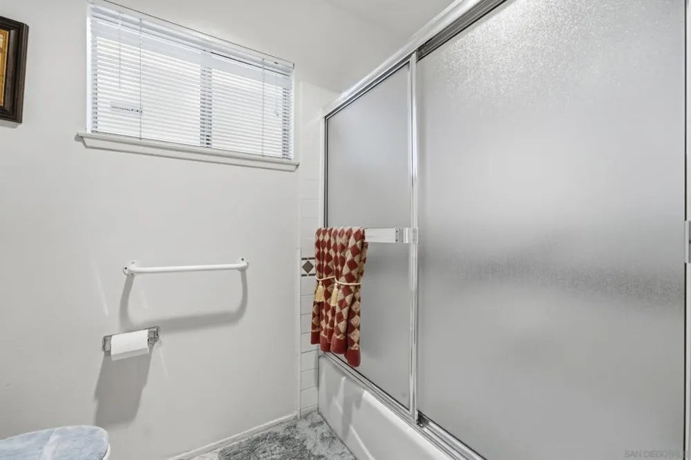 3902 Vista Campana #9 Oceanside, CA 92057