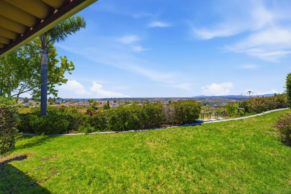 3902 Vista Campana #9 Oceanside, CA 92057