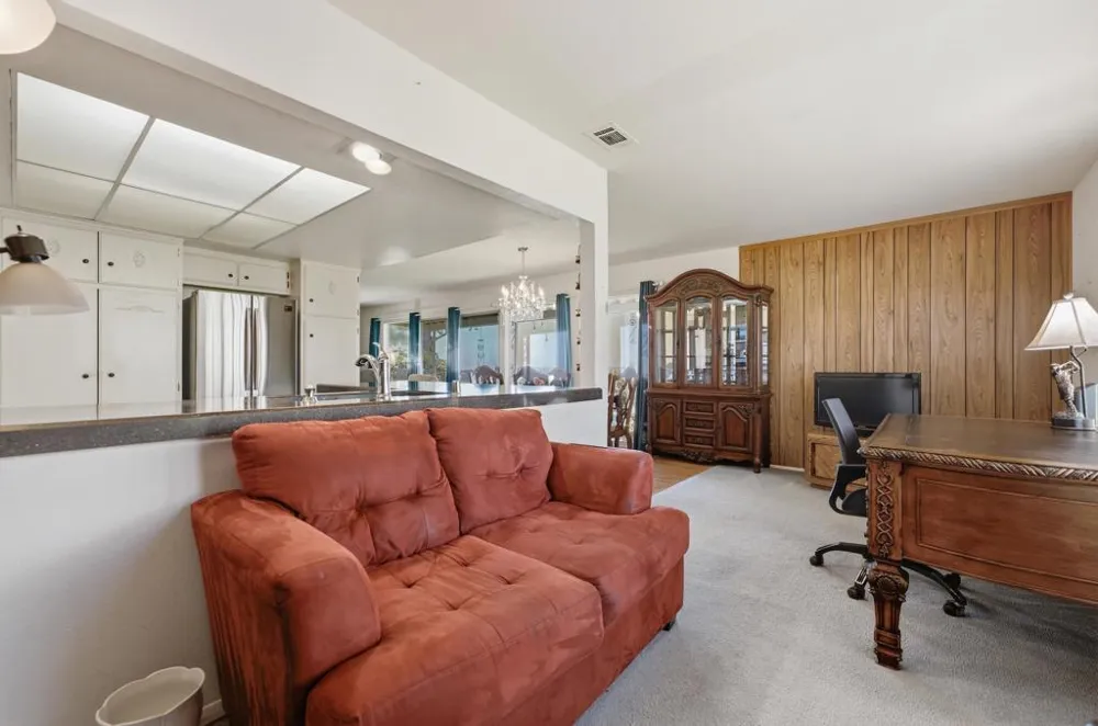 3902 Vista Campana #9 Oceanside, CA 92057