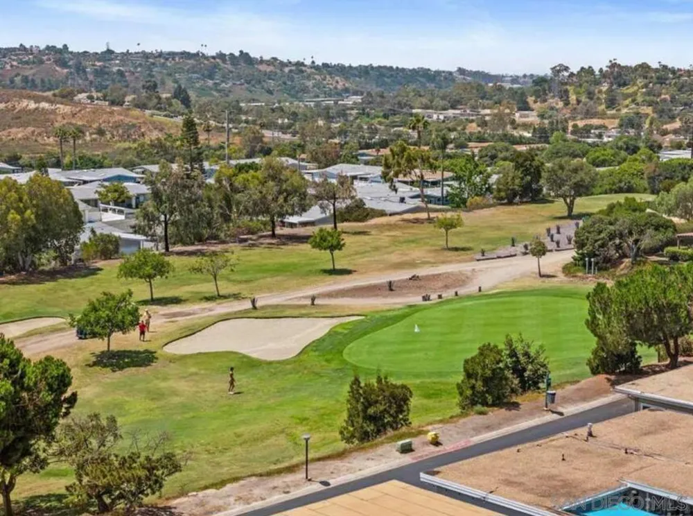3902 Vista Campana #9 Oceanside, CA 92057