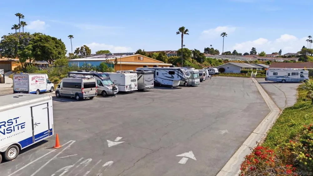 3902 Vista Campana #9 Oceanside, CA 92057