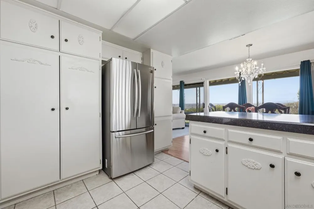 3902 Vista Campana #9 Oceanside, CA 92057