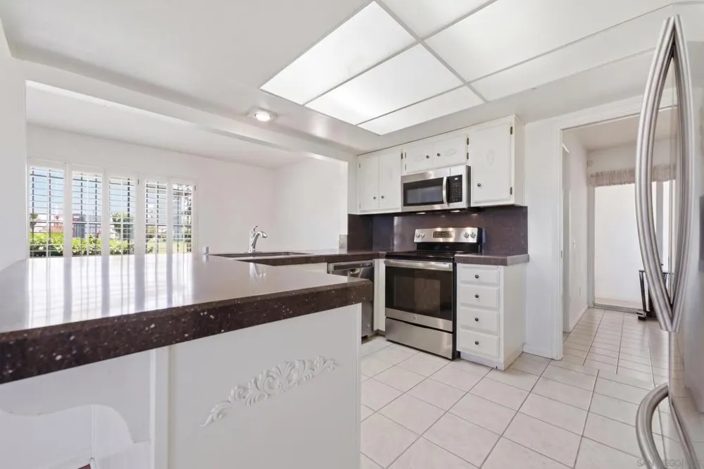 3902 Vista Campana #9 Oceanside, CA 92057