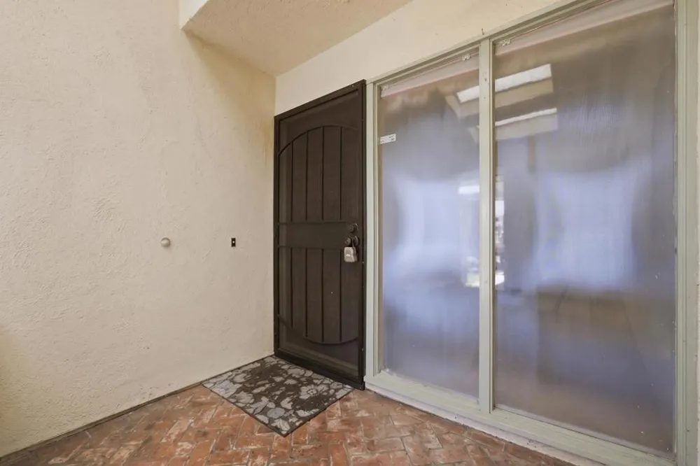 3902 Vista Campana #9 Oceanside, CA 92057