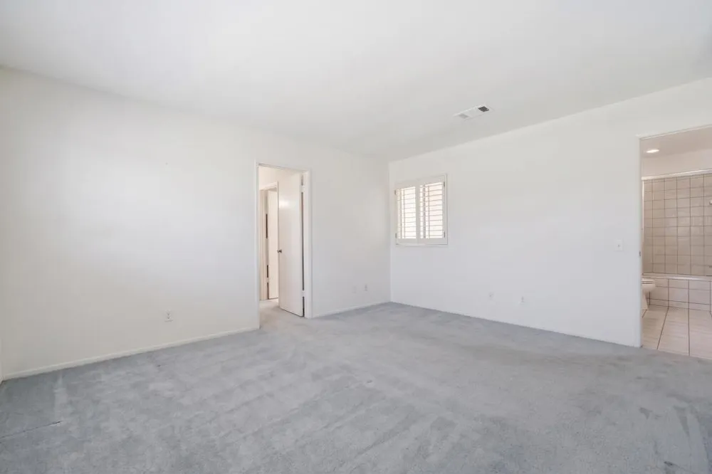 3902 Vista Campana #9 Oceanside, CA 92057
