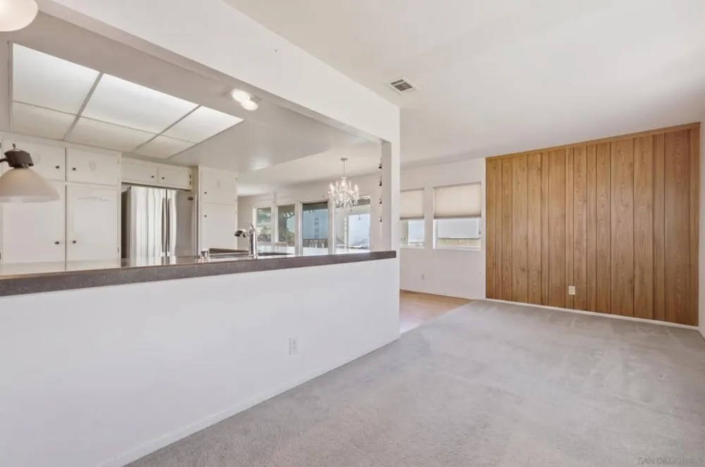 3902 Vista Campana #9 Oceanside, CA 92057