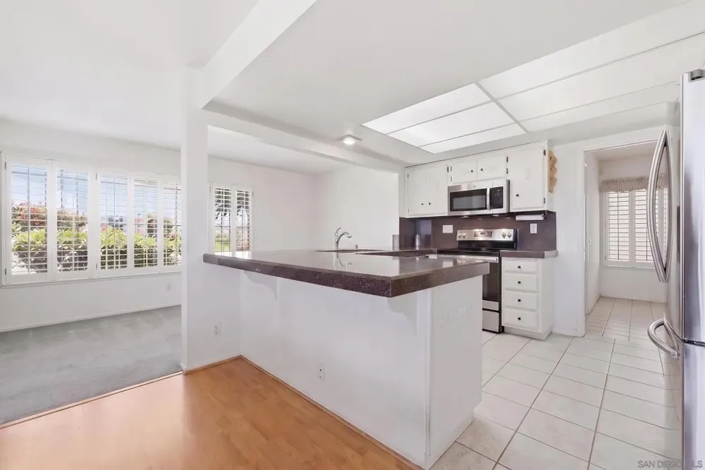 3902 Vista Campana #9 Oceanside, CA 92057