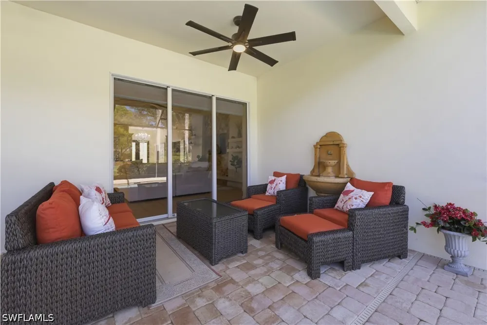 Troon Lakes Drive Naples, FL 34109