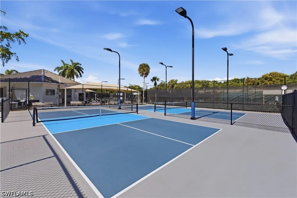 Troon Lakes Drive Naples, FL 34109