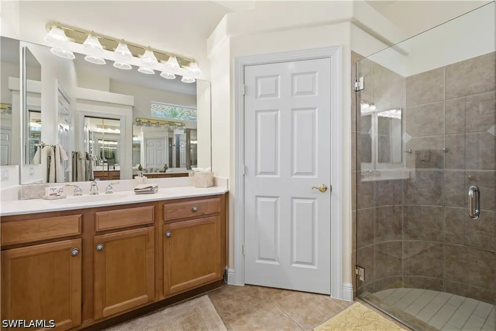Troon Lakes Drive Naples, FL 34109