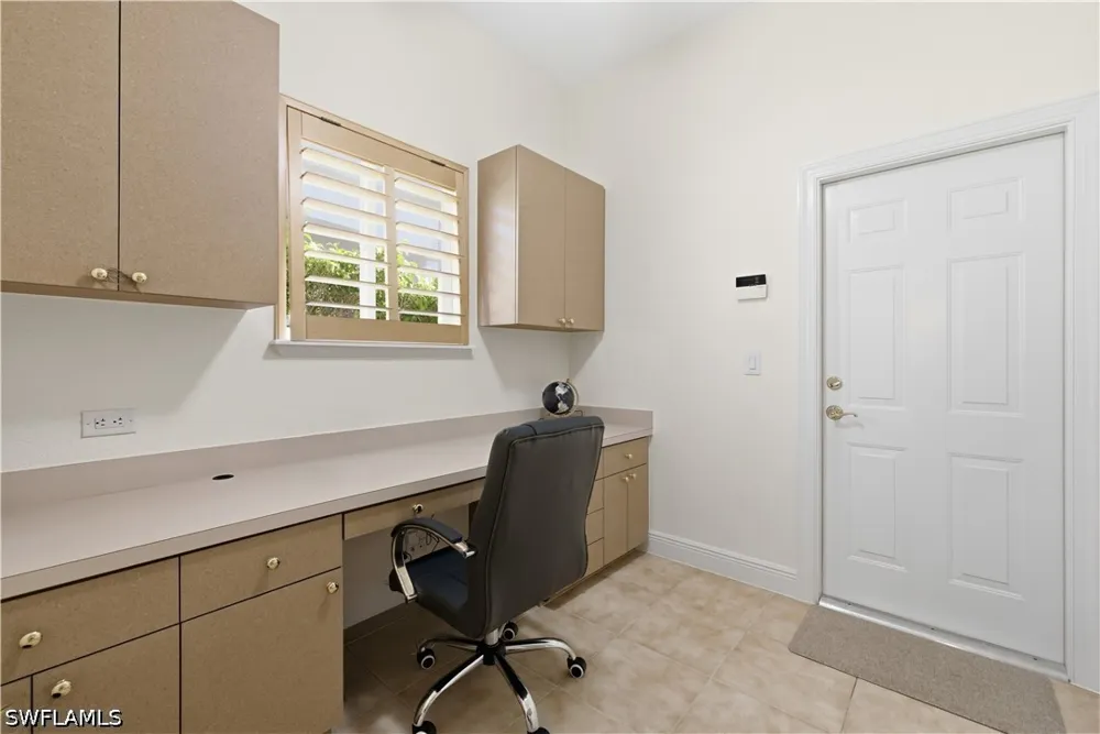 Troon Lakes Drive Naples, FL 34109