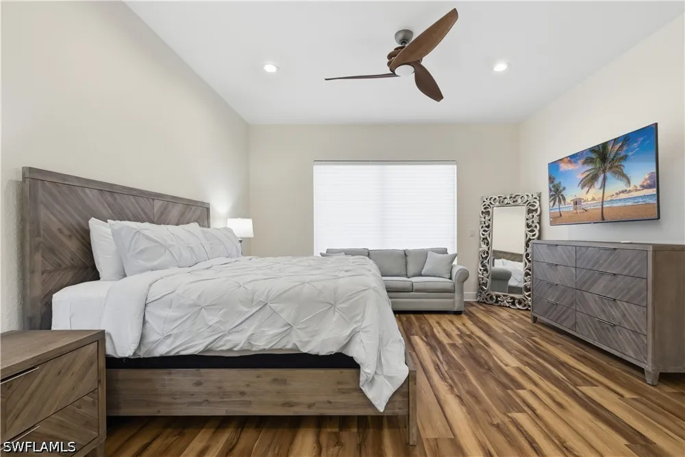 Troon Lakes Drive Naples, FL 34109
