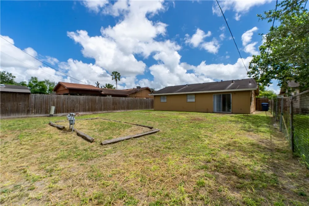 1746 Mission Drive Corpus Christi, TX 78417