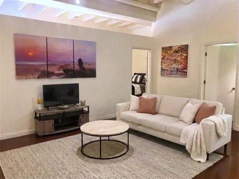 312 W 5th Street #410