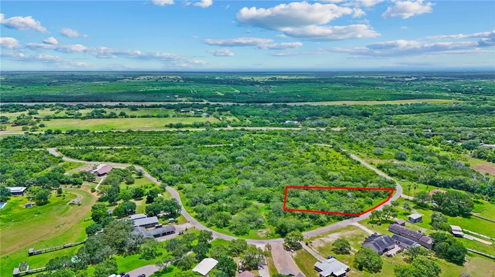 122 Windy Ridge Mathis, TX 78368