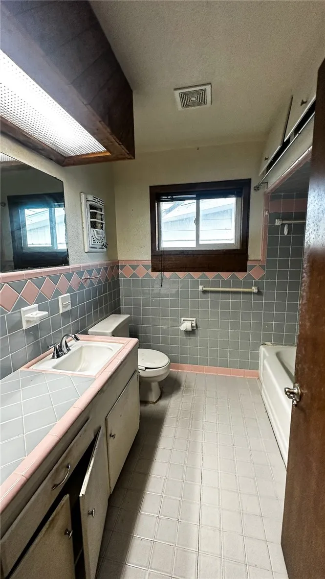 222 DODDRIDGE Corpus Christi, TX 78411