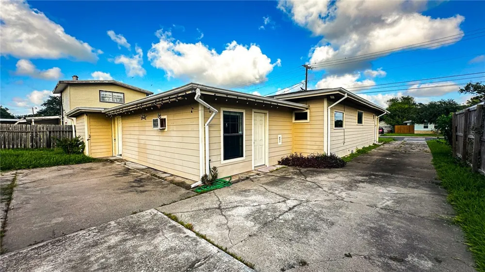 222 DODDRIDGE Corpus Christi, TX 78411