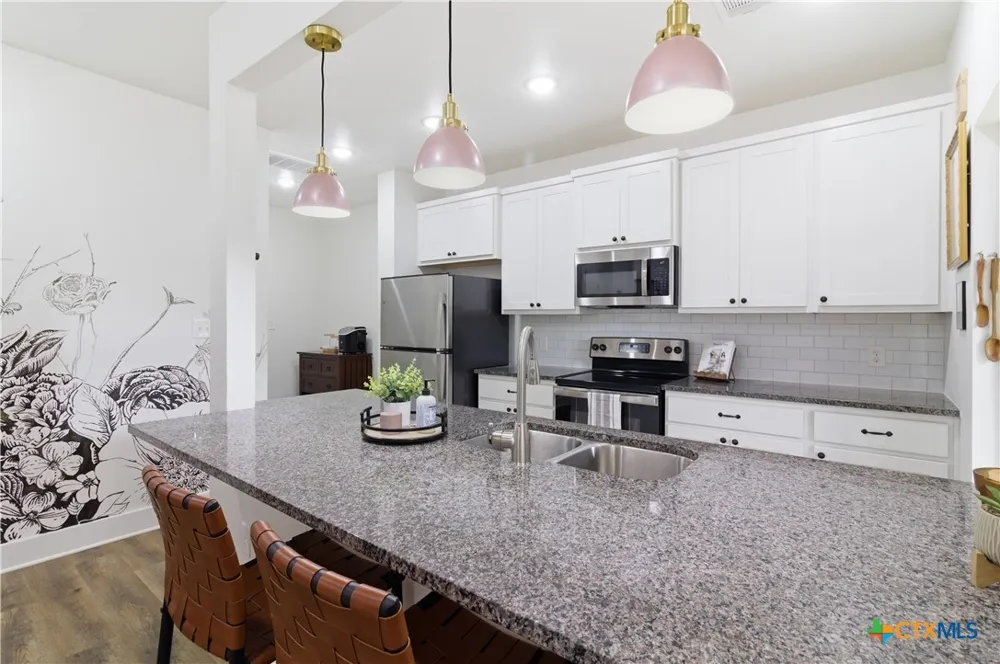 1960 Royal Loop Belton, TX 76513