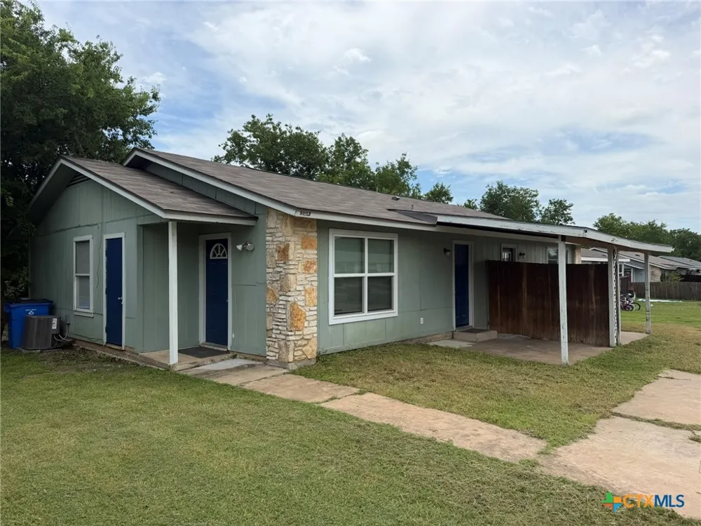 512 Lenora Drive Taylor, TX 76574