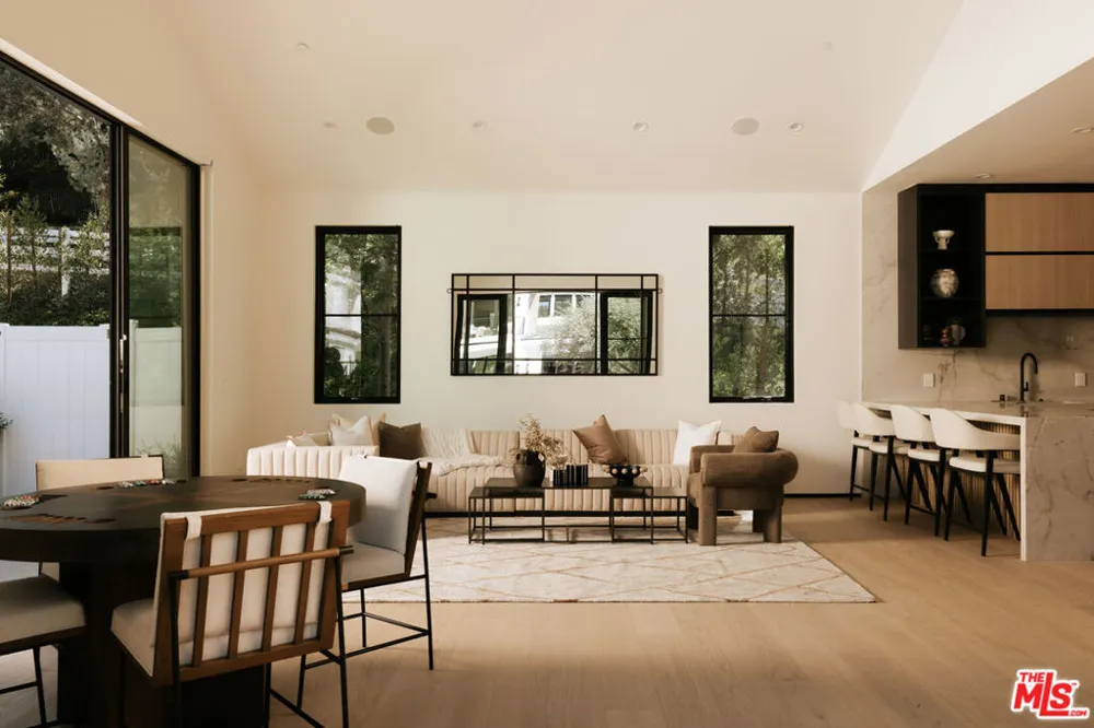 24640 Wingfield Road Hidden Hills, CA 91302