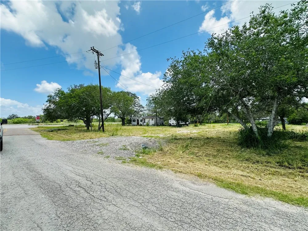 County Road 623 & 624 Skidmore, TX 78389