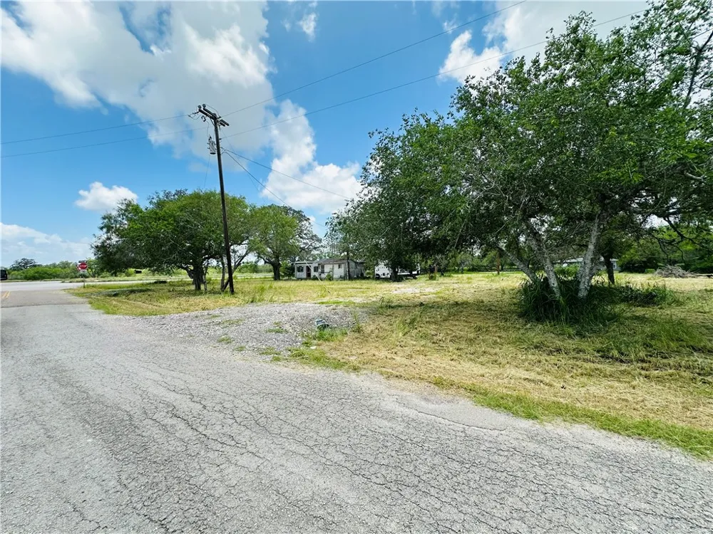 County Road 623 & 624 Skidmore, TX 78389