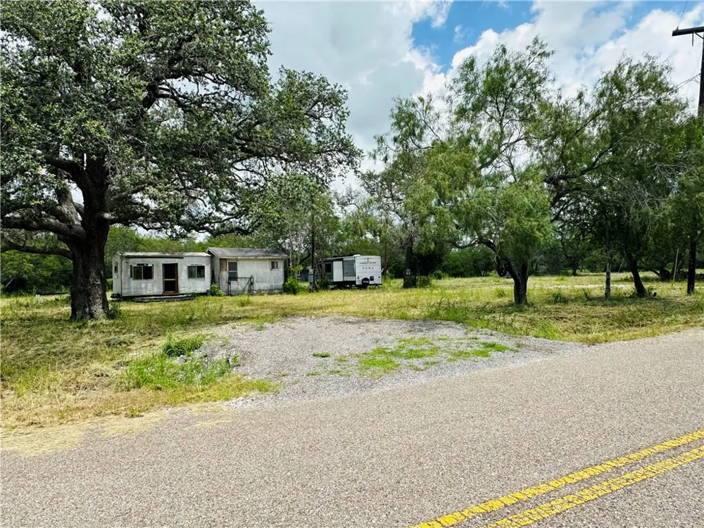 County Road 623 & 624 Skidmore, TX 78389
