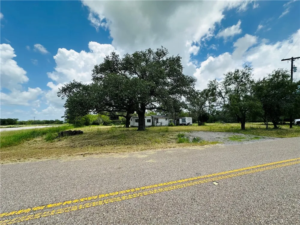 County Road 623 & 624 Skidmore, TX 78389