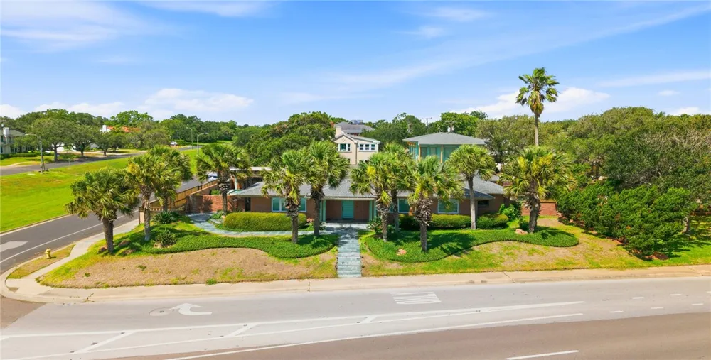 2011 Ocean Drive Corpus Christi, TX 78404