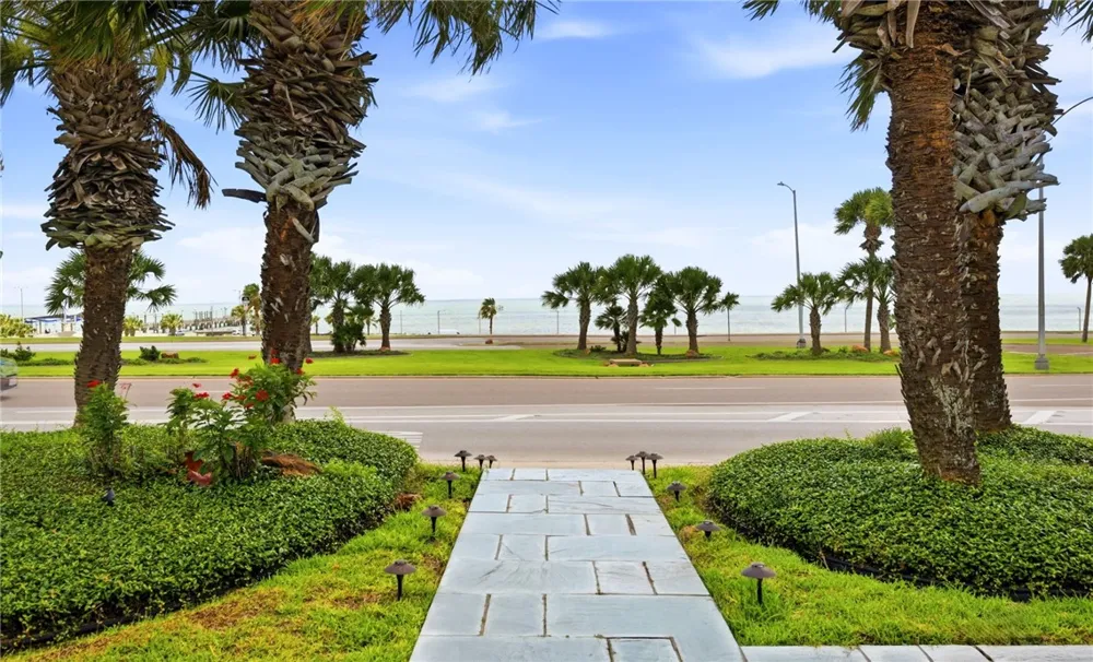 2011 Ocean Drive Corpus Christi, TX 78404