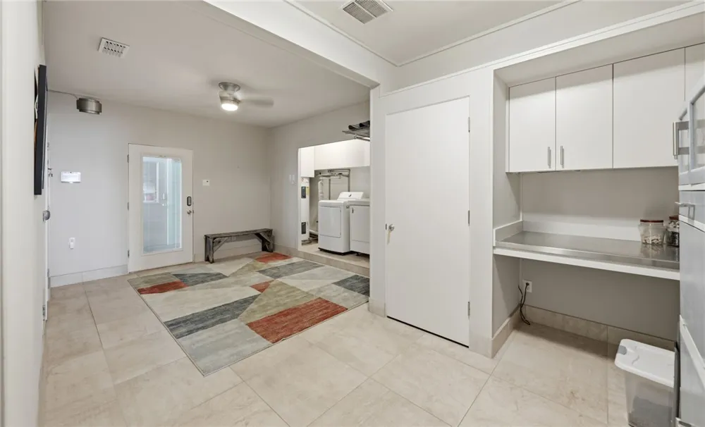 2011 Ocean Drive Corpus Christi, TX 78404